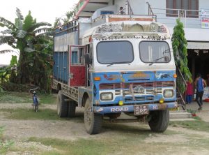 Im Dorf Thakudwara